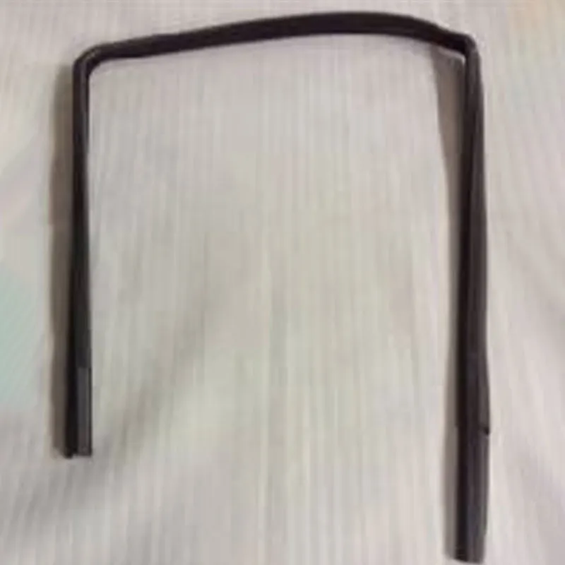 Уплотнитель направляющего паза двери (1)