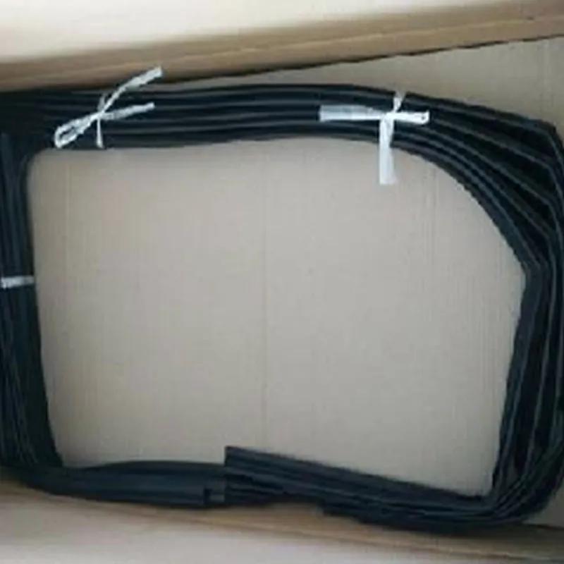 Уплотнитель направляющего паза двери (2)